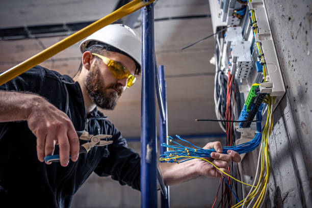 Best Electrical Outlet Repair  in Oberlin, OH